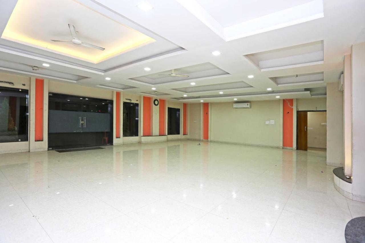 מלון Dharmpura Oyo 14354 Amar Marriage Palace מראה חיצוני תמונה